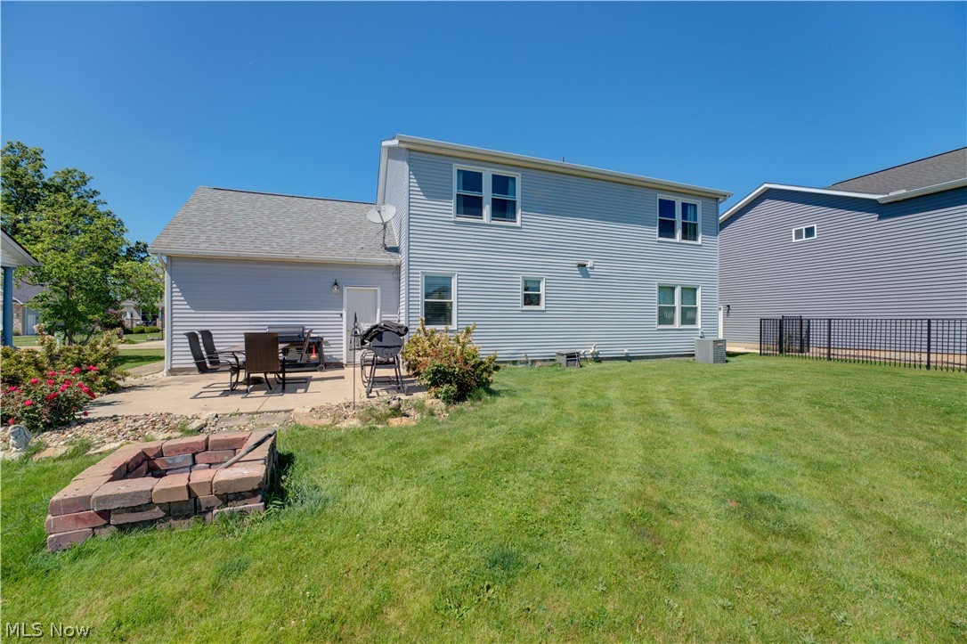 6008 Conneaut Light Drive Vermilion OH 44089