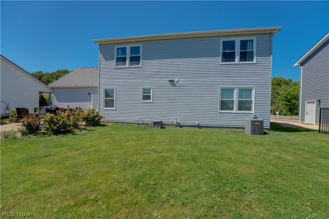 6008 Conneaut Light Drive Vermilion OH 44089