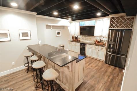 2303 W Steiner Road Burbank OH 44214