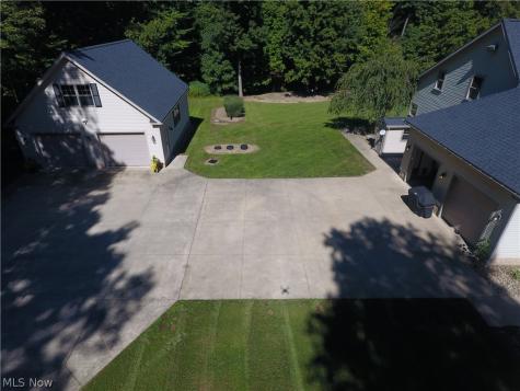 2303 W Steiner Road Burbank OH 44214