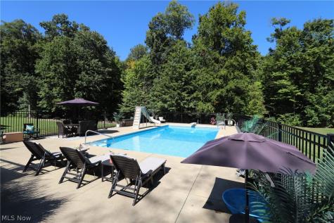 2303 W Steiner Road Burbank OH 44214