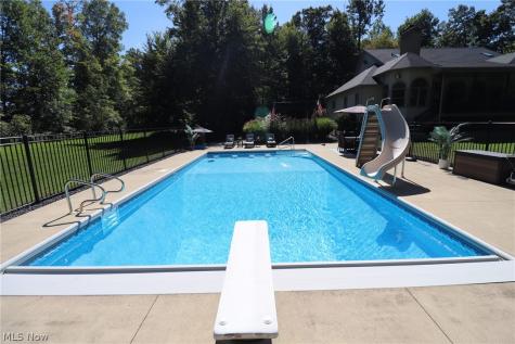 2303 W Steiner Road Burbank OH 44214