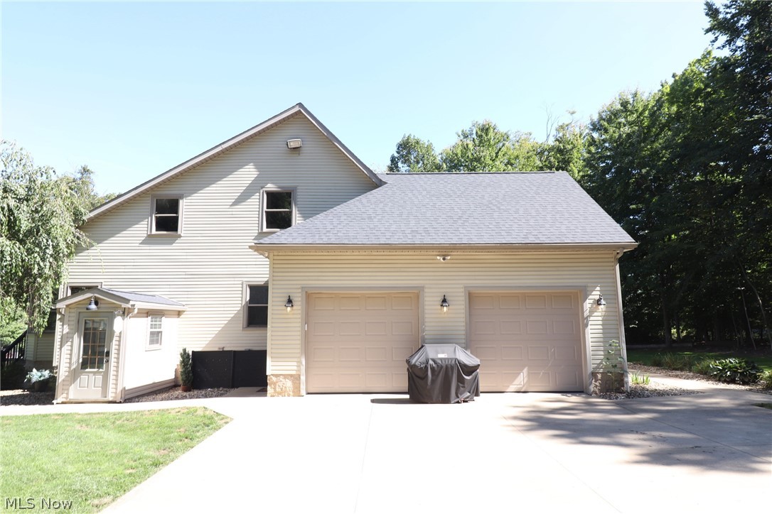 2303 W Steiner Road Burbank OH 44214