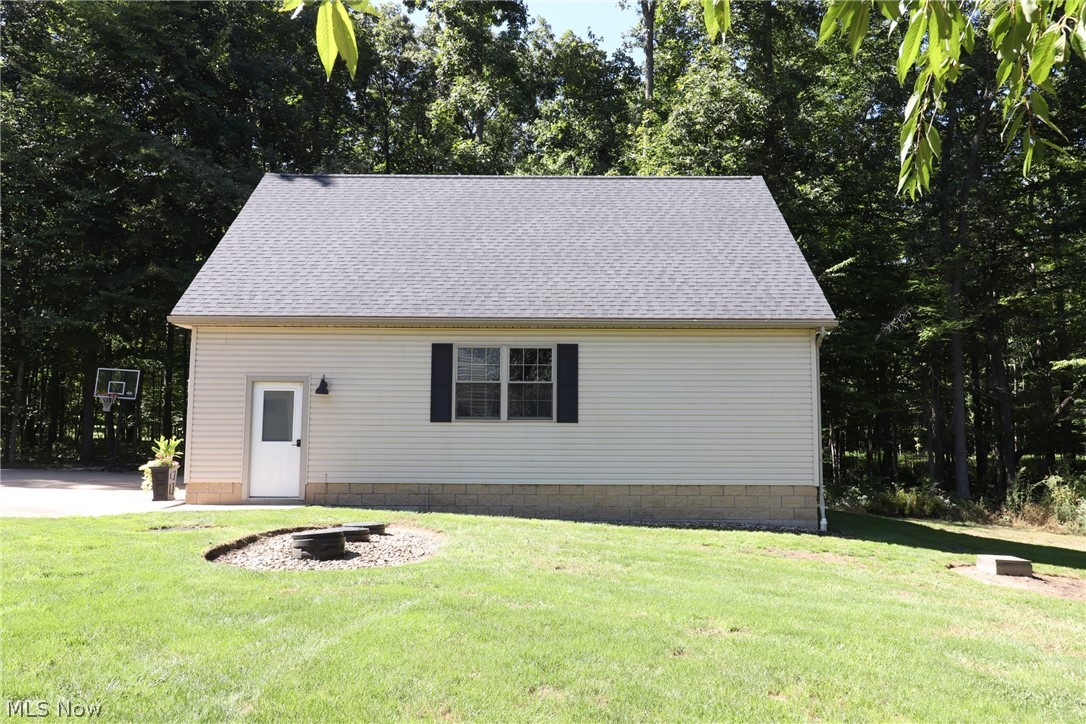 2303 W Steiner Road Burbank OH 44214