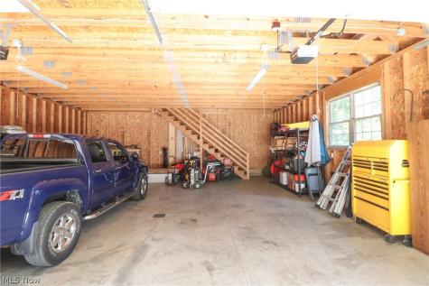 2303 W Steiner Road Burbank OH 44214