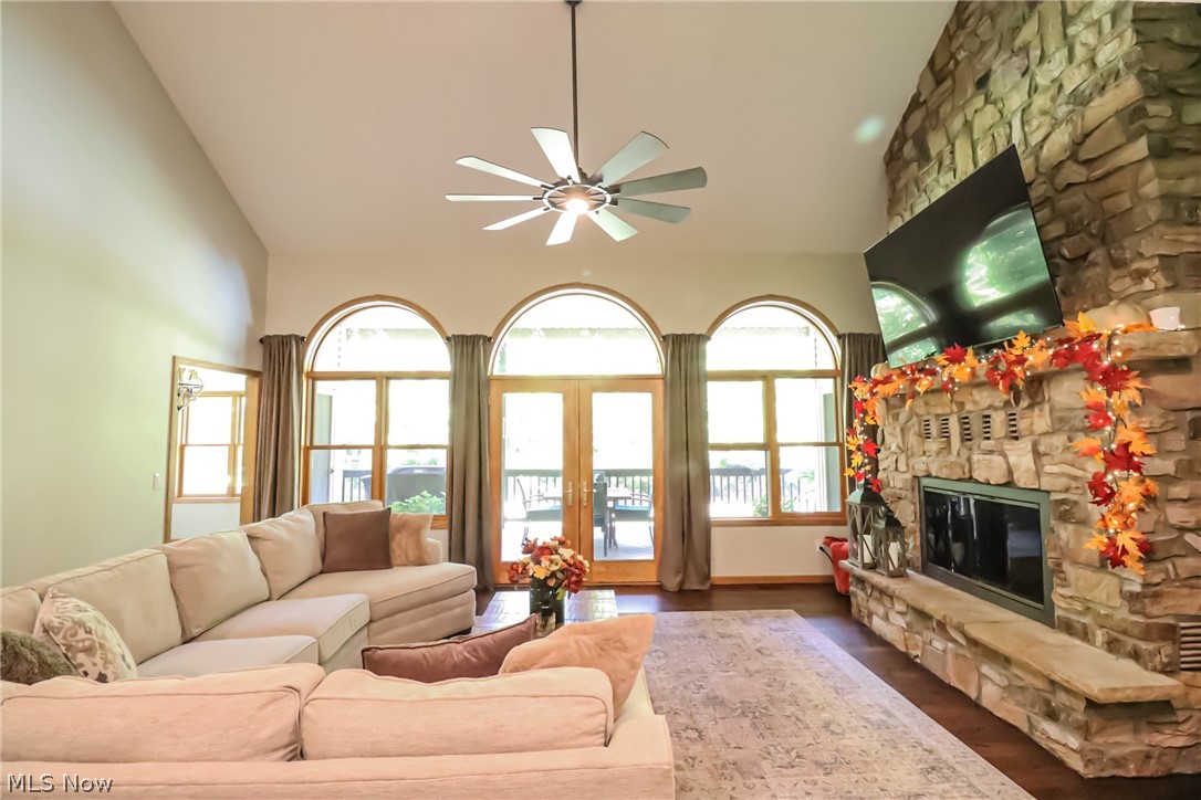 2303 W Steiner Road Burbank OH 44214