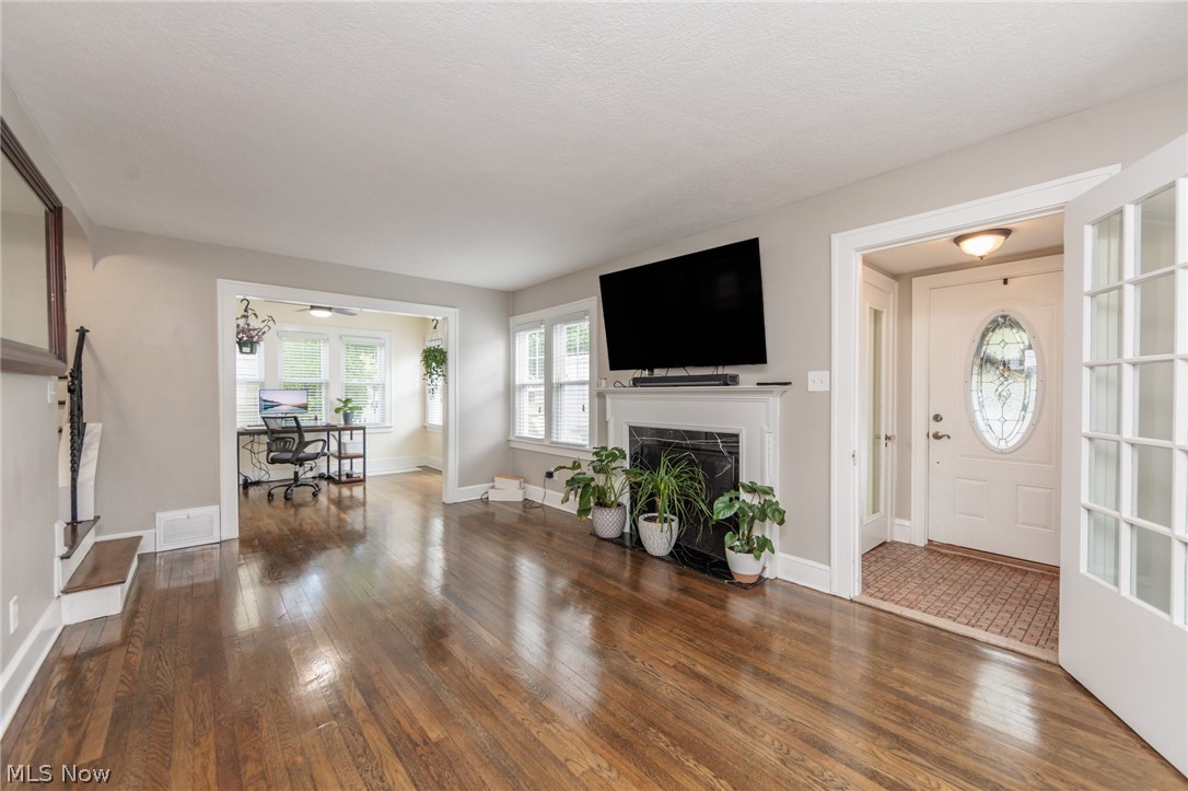 5860 Wickfield Drive Parma Heights OH 44130