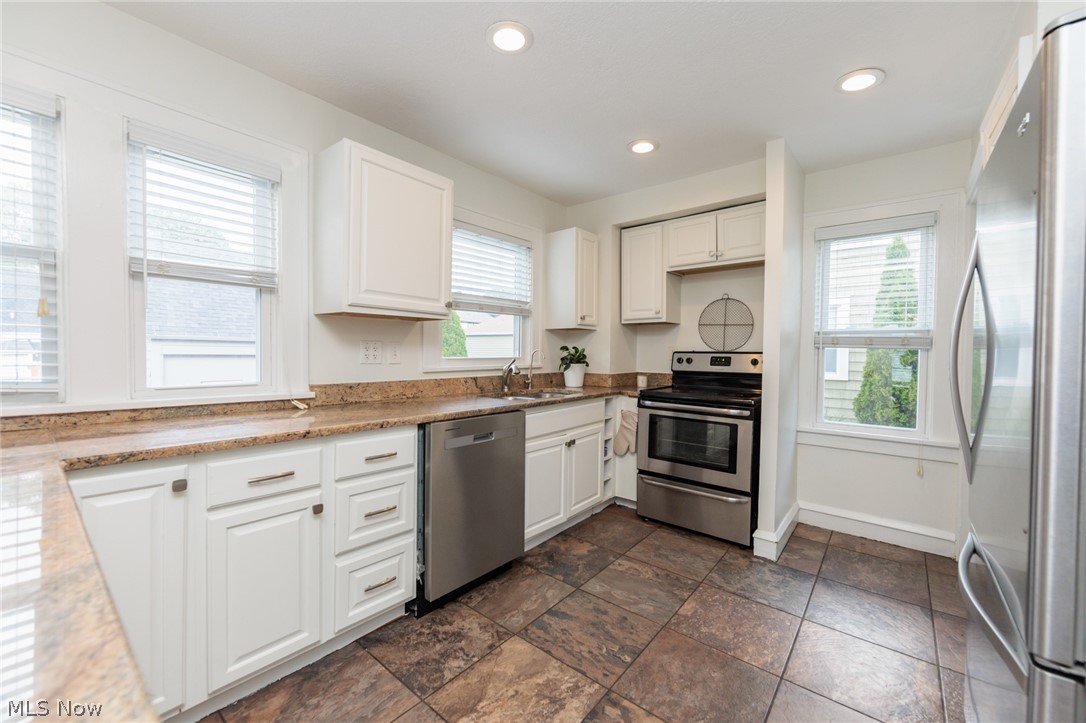 5860 Wickfield Drive Parma Heights OH 44130