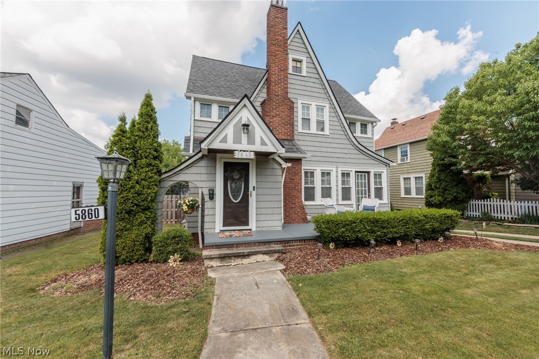 5860 Wickfield Drive Parma Heights OH 44130