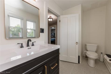 5860 Wickfield Drive Parma Heights OH 44130