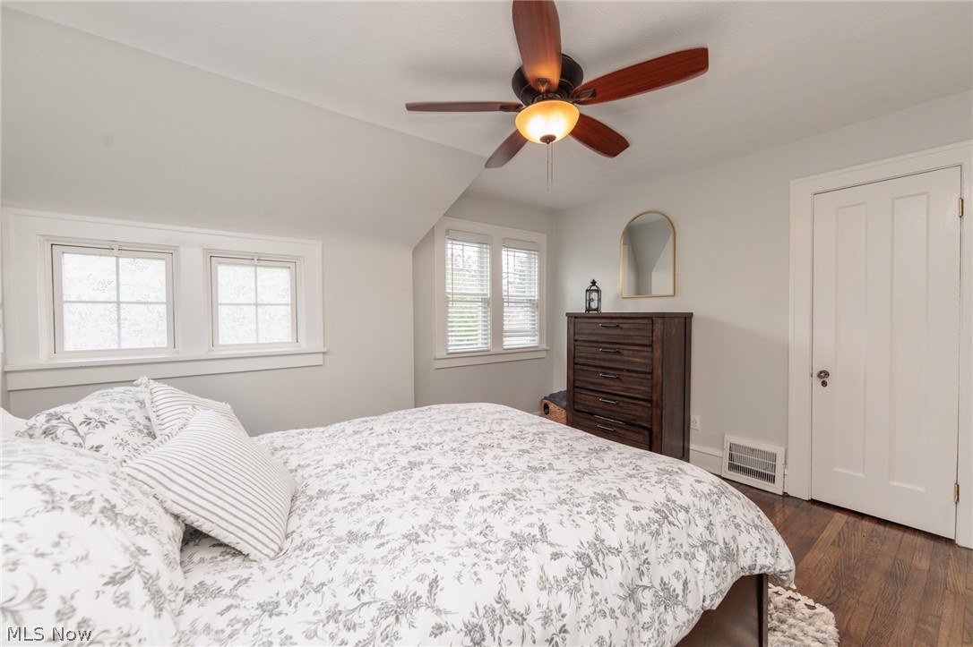 5860 Wickfield Drive Parma Heights OH 44130