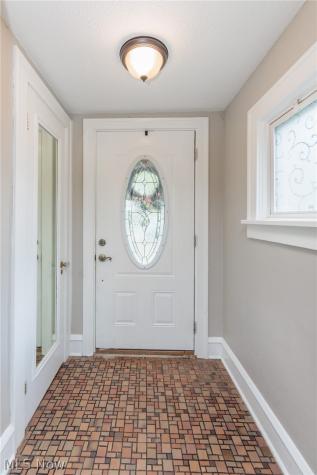 5860 Wickfield Drive Parma Heights OH 44130