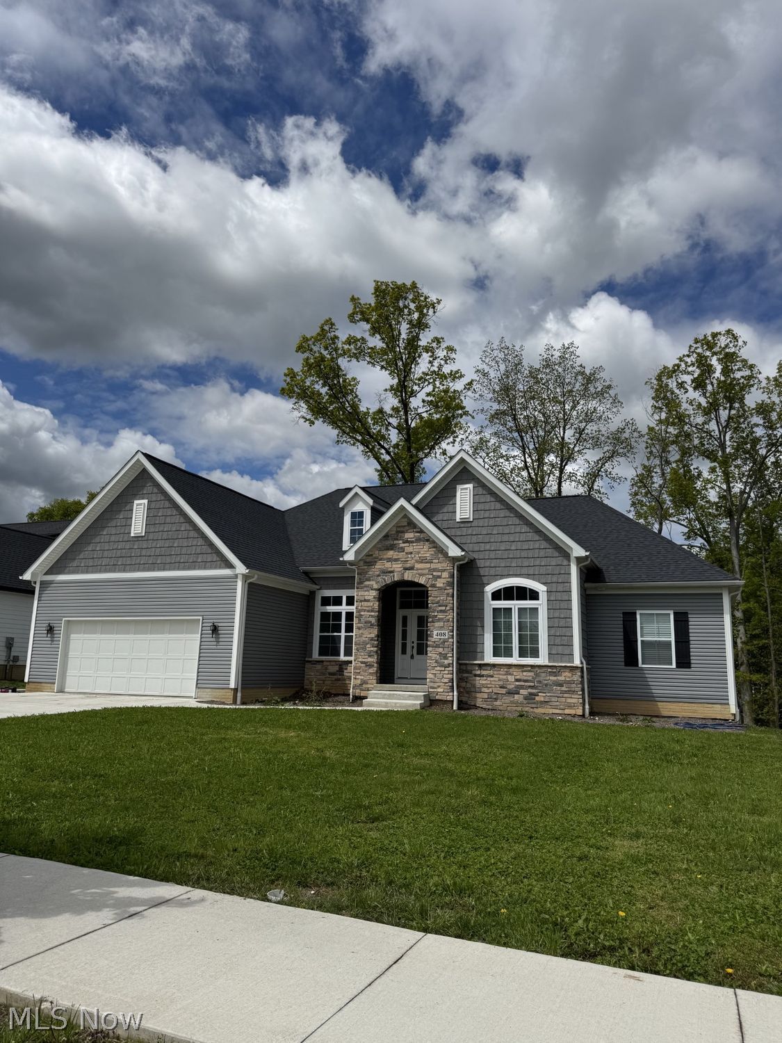 408 Amberley Drive Uniontown OH 44685