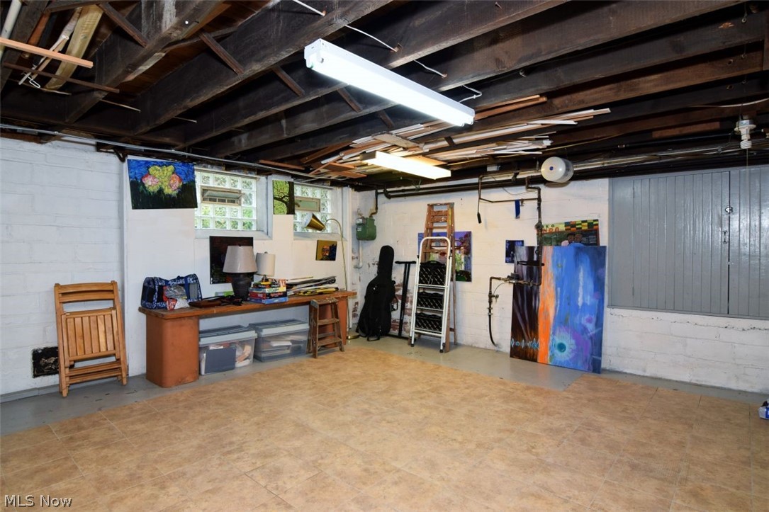 2336 Delaware Drive Cleveland Heights OH 44106