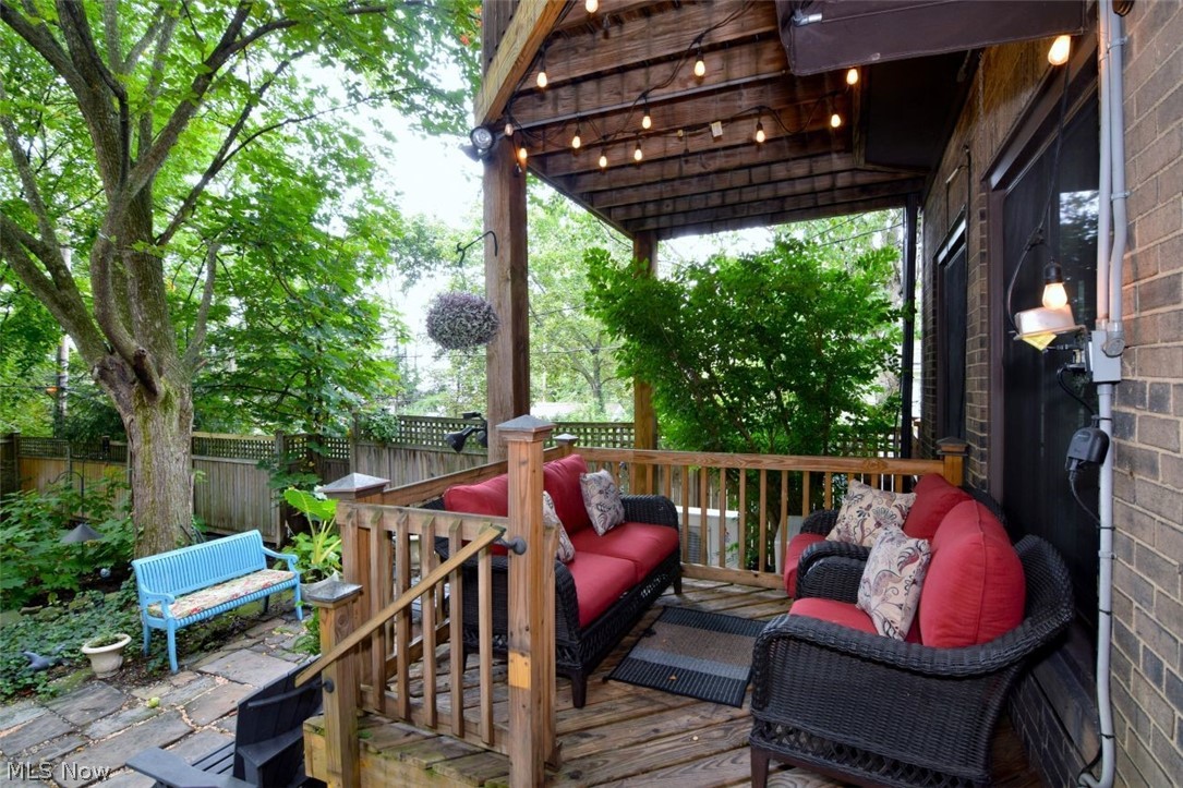 2336 Delaware Drive Cleveland Heights OH 44106