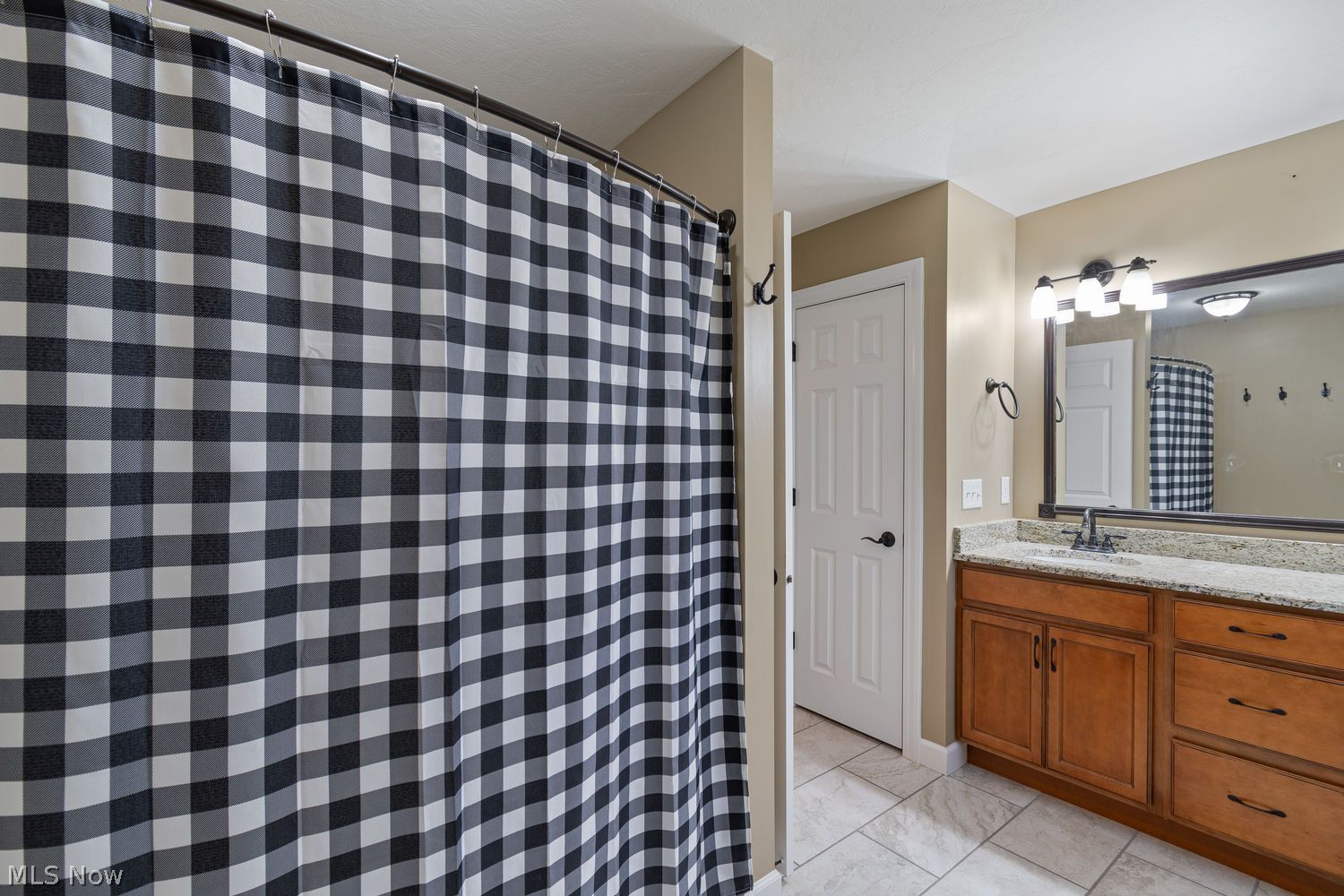 5230 Kinsey Valley Road SW New Philadelphia OH 44663