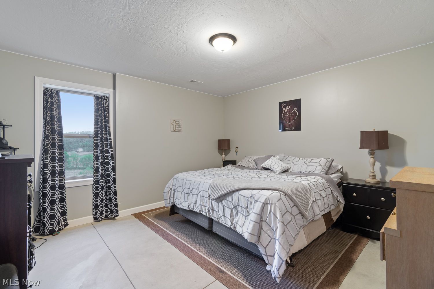 5230 Kinsey Valley Road SW New Philadelphia OH 44663