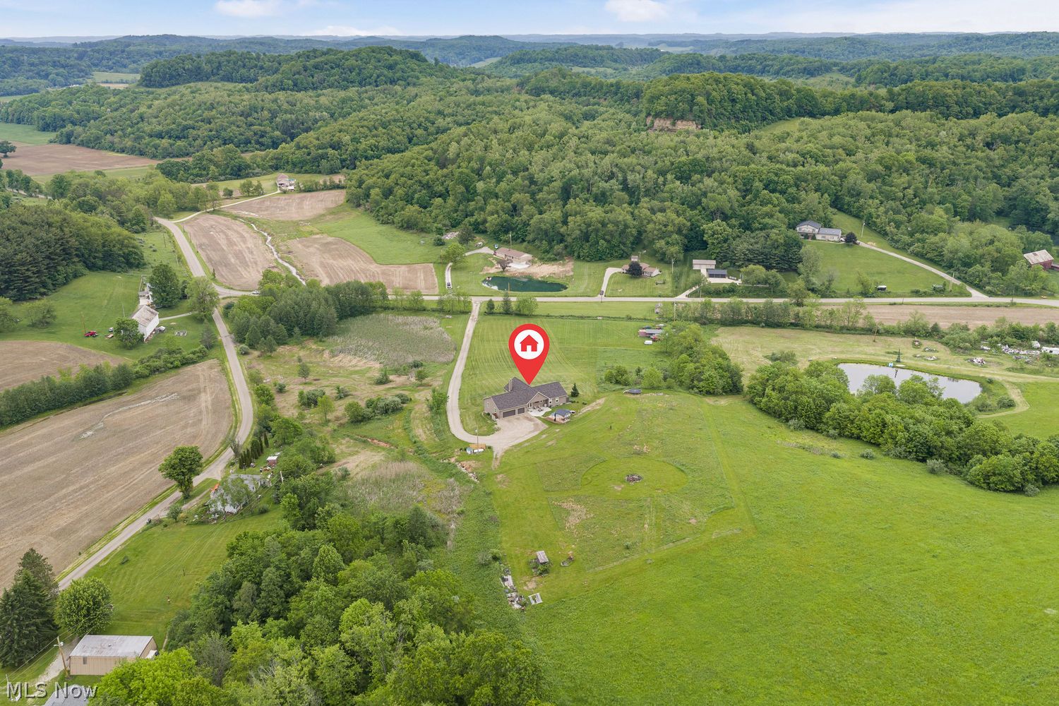 5230 Kinsey Valley Road SW New Philadelphia OH 44663