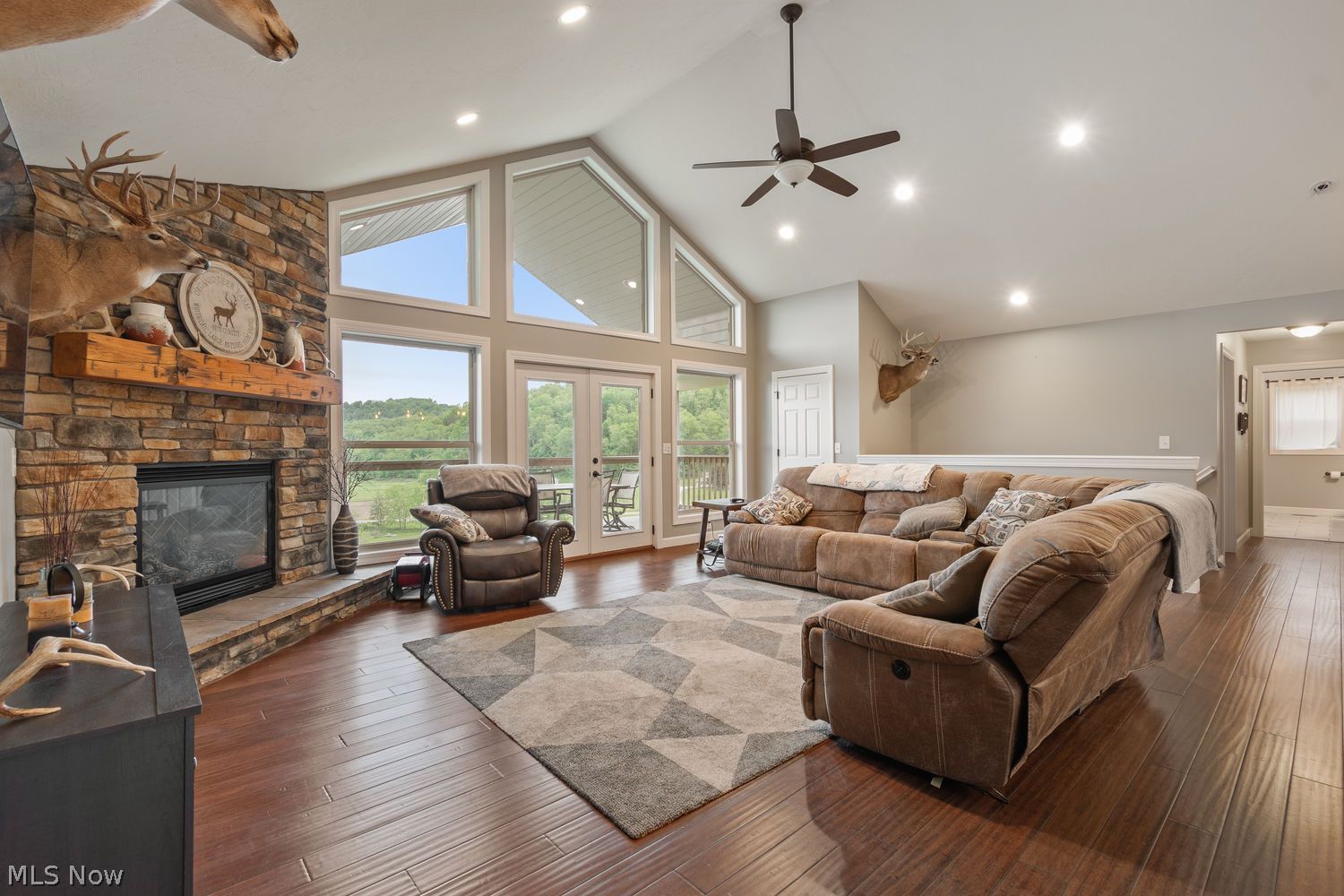 5230 Kinsey Valley Road SW New Philadelphia OH 44663