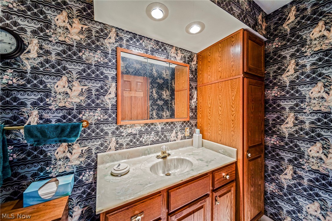 8801 Bunker Road Orwell OH 44076