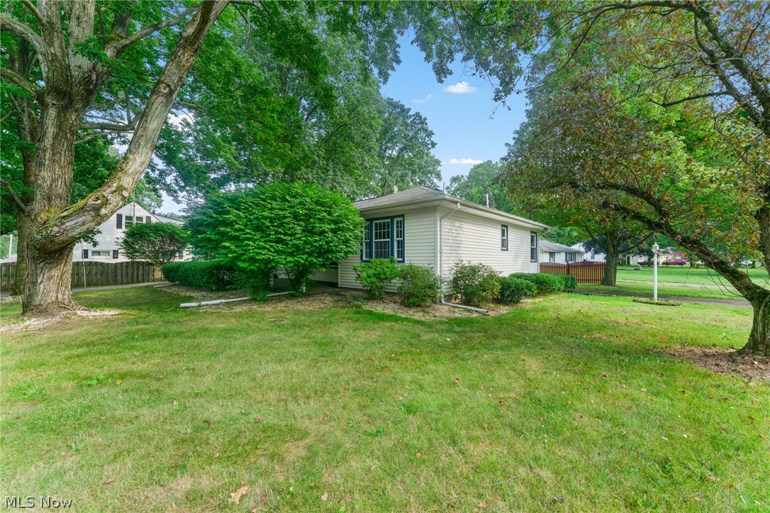3510 E Heights Street SE Warren OH 44484