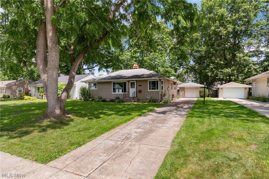 182 Wyleswood Drive Berea OH 44017