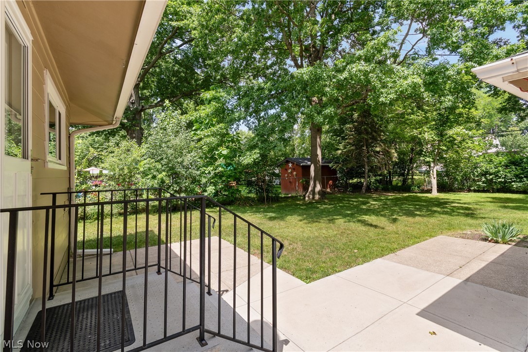 182 Wyleswood Drive Berea OH 44017