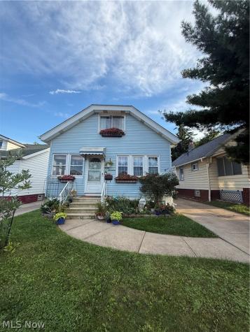 1517 Granby Avenue Cleveland OH 44109