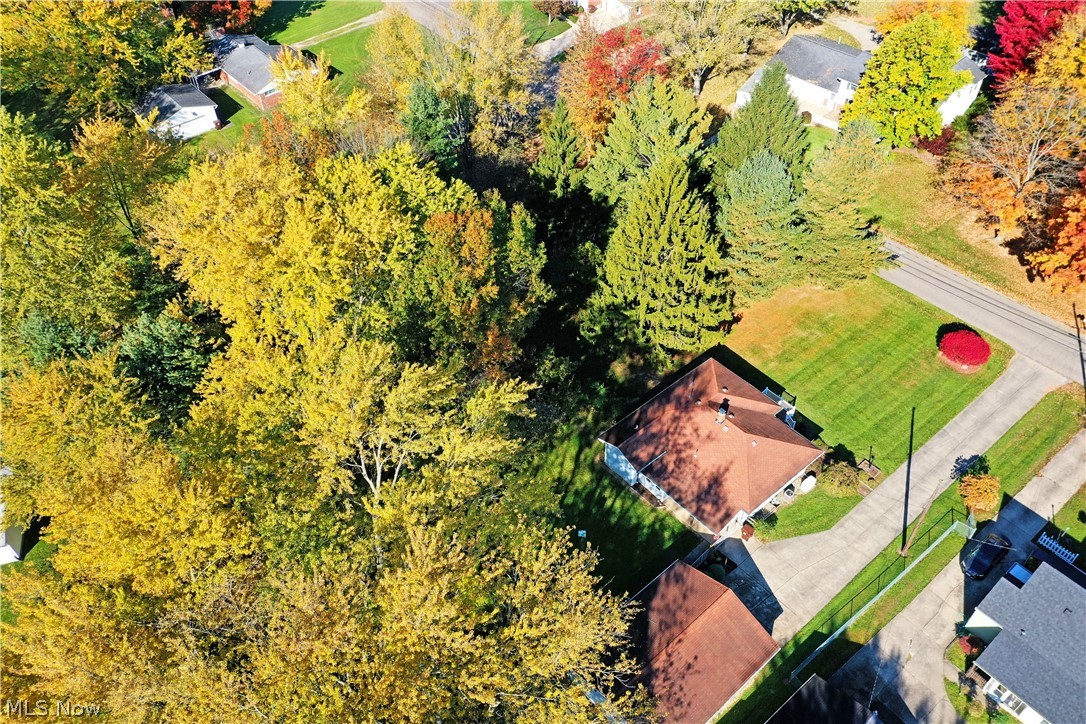 275 Glendola Avenue NW Warren OH 44483