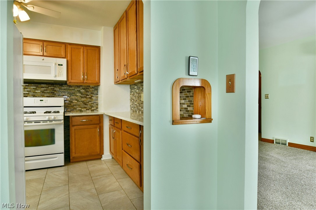 275 Glendola Avenue NW Warren OH 44483