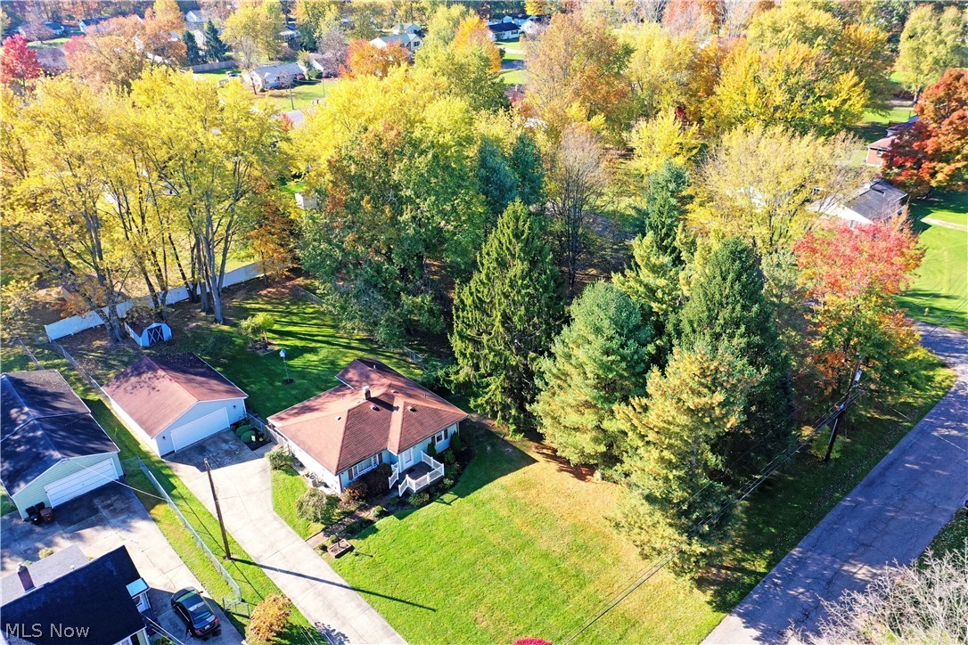 275 Glendola Avenue NW Warren OH 44483