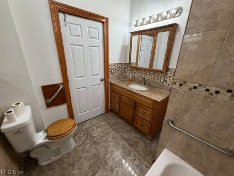 7311 Montgomery Avenue Cleveland OH 44104