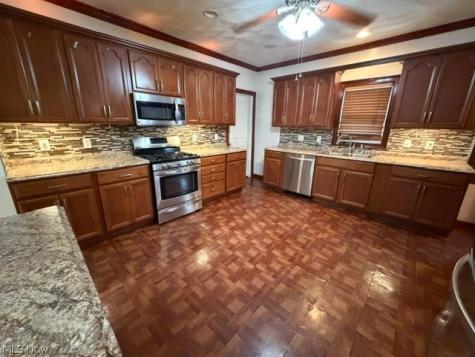 7311 Montgomery Avenue Cleveland OH 44104