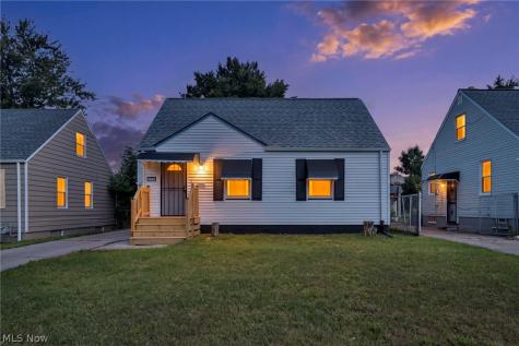 17419 Lotus Drive Cleveland OH 44128