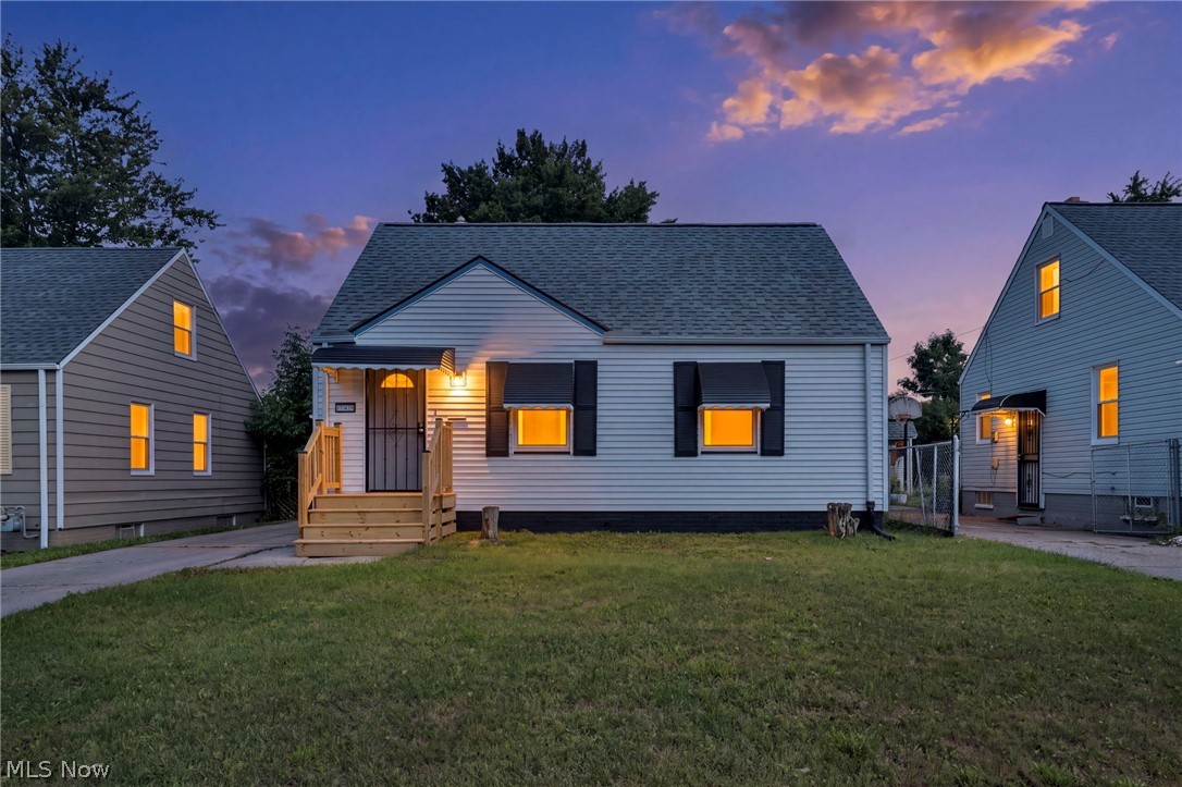 17419 Lotus Drive Cleveland OH 44128