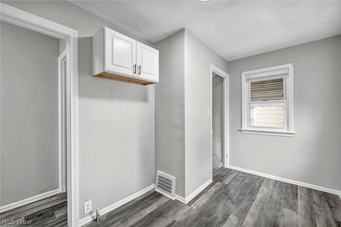 17419 Lotus Drive Cleveland OH 44128
