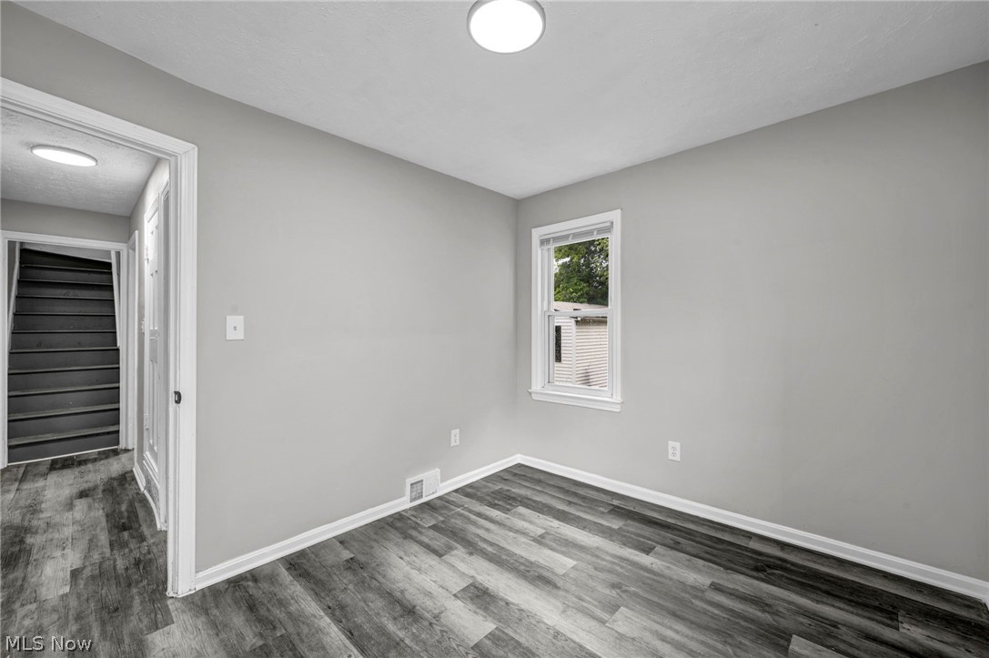17419 Lotus Drive Cleveland OH 44128