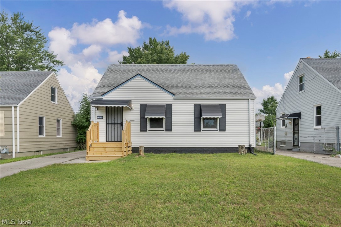 17419 Lotus Drive Cleveland OH 44128
