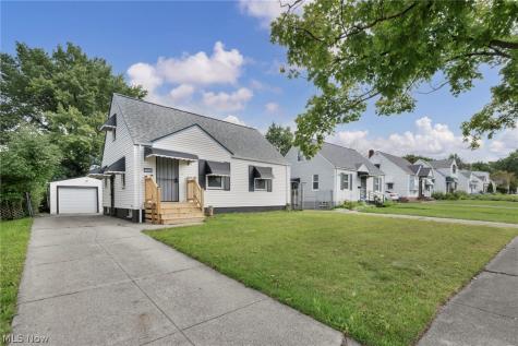 17419 Lotus Drive Cleveland OH 44128