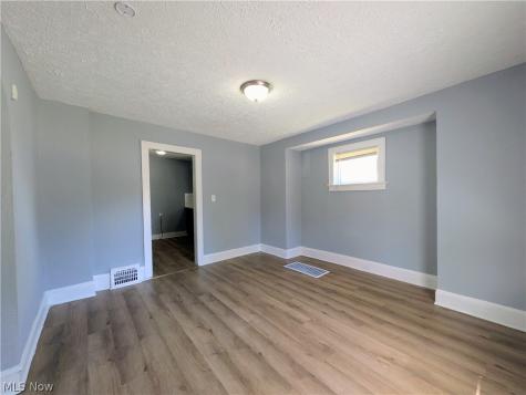 13415 Argus Avenue Cleveland OH 44110