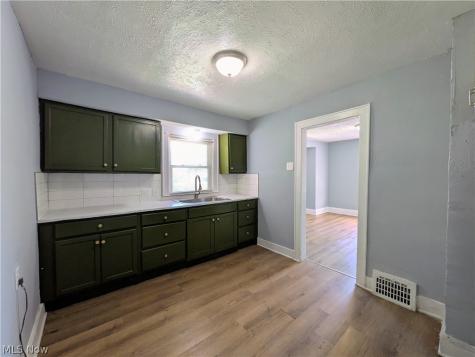 13415 Argus Avenue Cleveland OH 44110