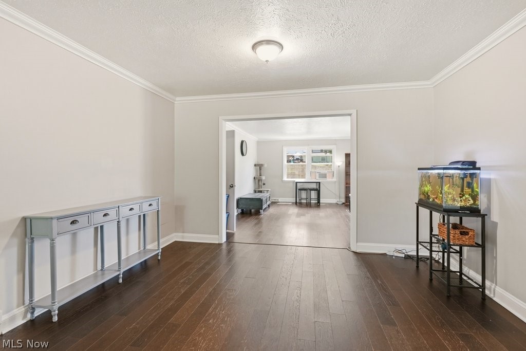 4932 Glenlyn Road Lyndhurst OH 44124