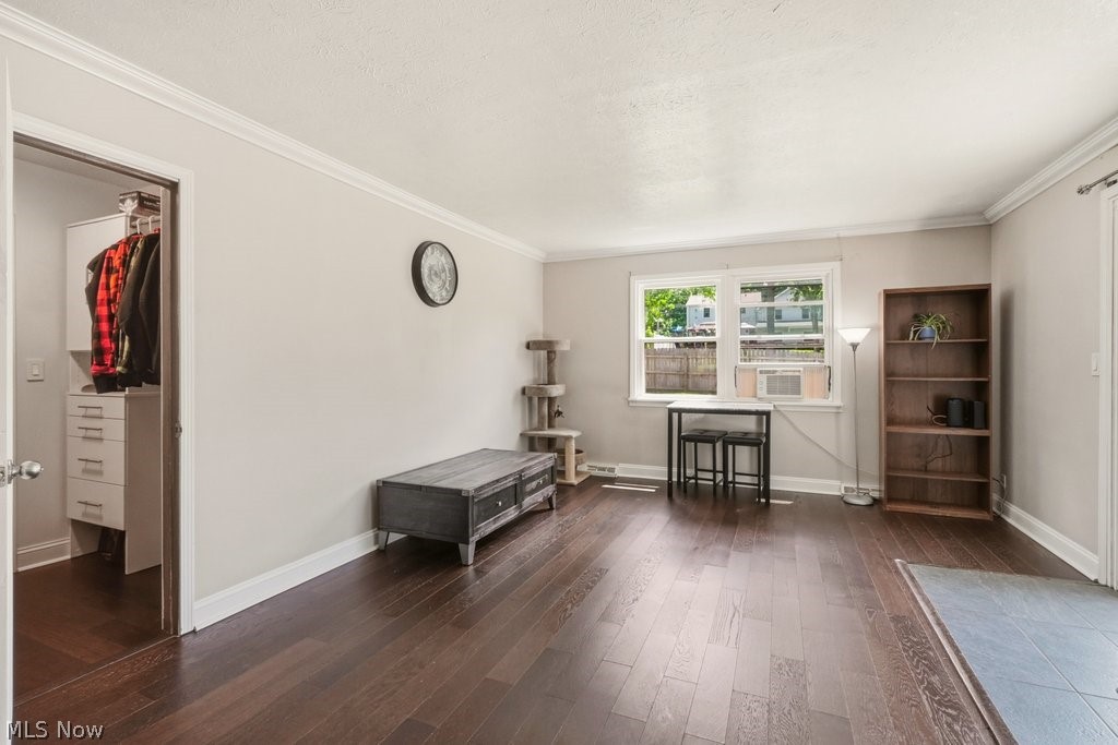 4932 Glenlyn Road Lyndhurst OH 44124