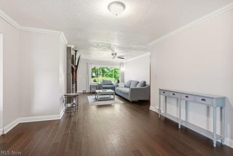 4932 Glenlyn Road Lyndhurst OH 44124