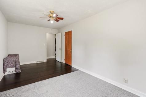 4932 Glenlyn Road Lyndhurst OH 44124