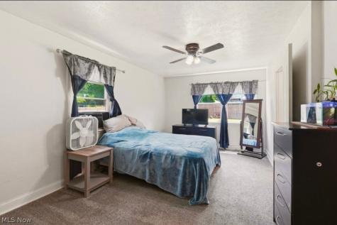 4932 Glenlyn Road Lyndhurst OH 44124