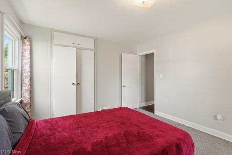 4932 Glenlyn Road Lyndhurst OH 44124