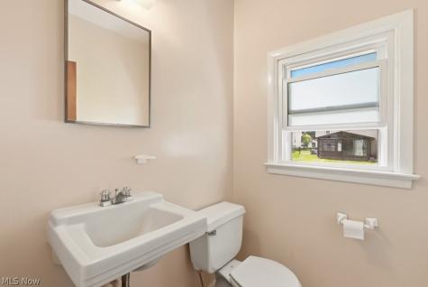 4932 Glenlyn Road Lyndhurst OH 44124