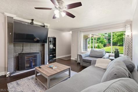 4932 Glenlyn Road Lyndhurst OH 44124