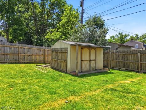 4932 Glenlyn Road Lyndhurst OH 44124